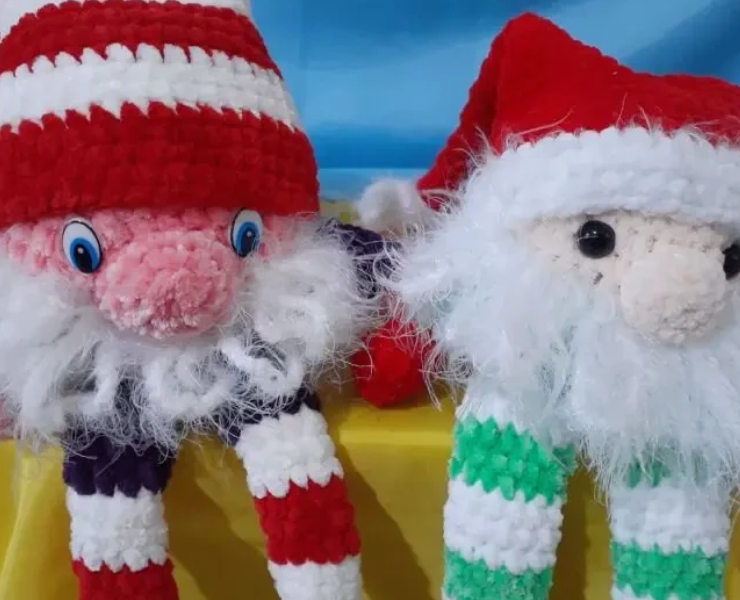 М'які іграшки Святий Миколай, Санта Клаус, Дід Мороз та Гноми.