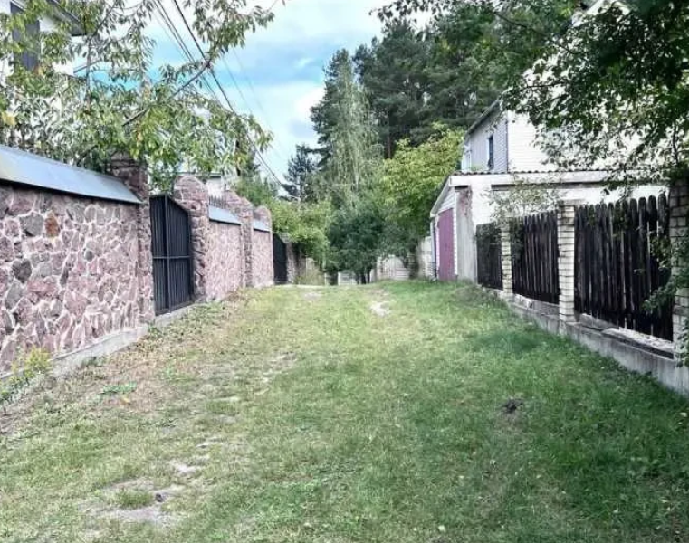 ділянка під житлову забудову Фастівський, Варовичі, Університетська 8