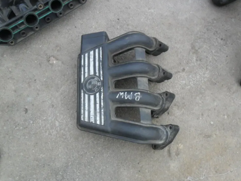 Коллектор впускной БМВ E36, 1.8tds, BMW 2245437, BMW 11612245437