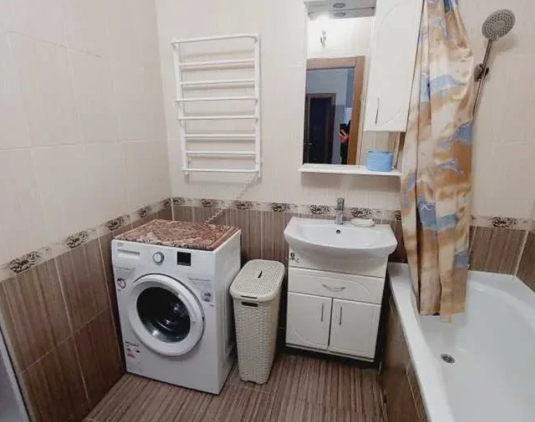 2-к квартира Київ, Солом`янський, Любомира Гузара 46