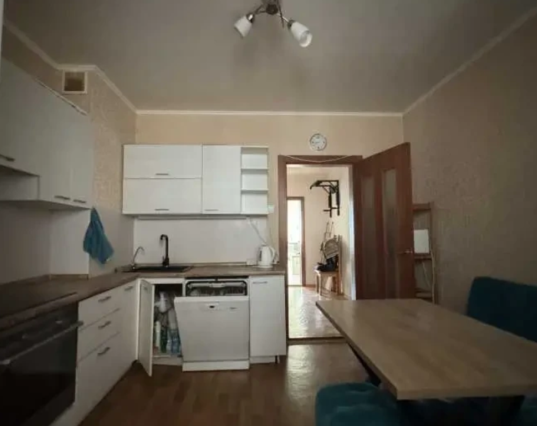 3-к квартира Київ, Дарницький, Григорія Ващенка 1