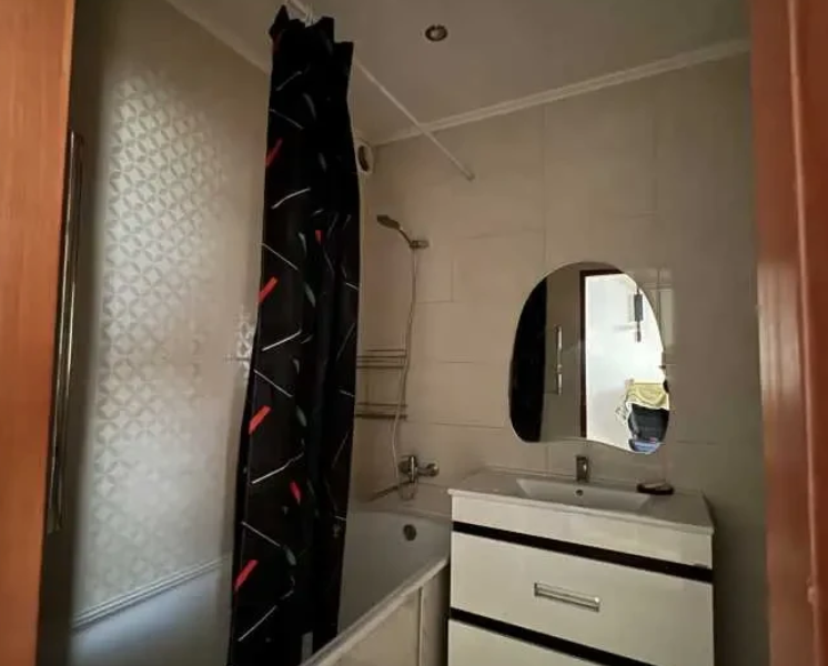 3-к квартира Київ, Дарницький, Григорія Ващенка 1