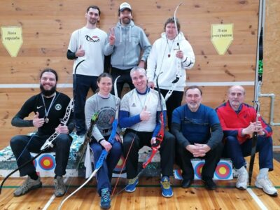 Куди піти з друзями в Києві? Стрільба з лука в клубі “Лучник”