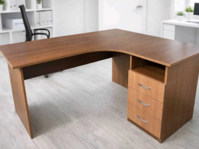 Стіл кутовий з тумбою