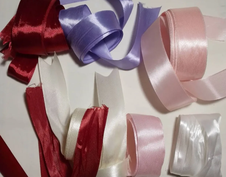 Белая лента тесьма атлас шебби бежевая 8