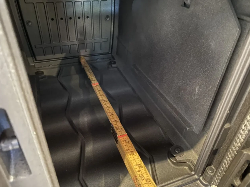 Піч-буржуйка чавунна Plamen Trenk