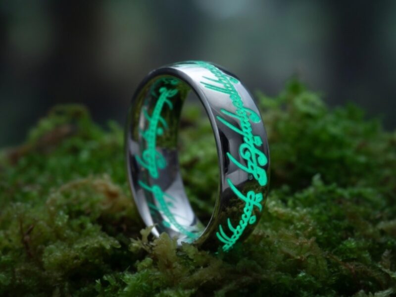 Кольцо Всевластия — светится в темноте бирюзовым. Размер 12. Новое