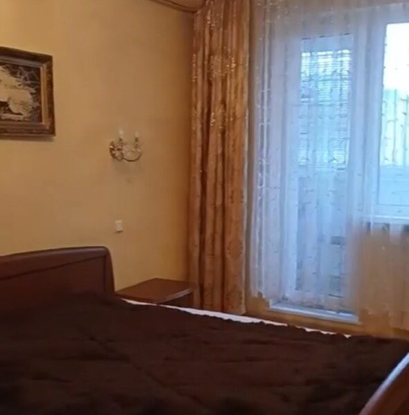 Продам 3-ну квартиру Кривий Ріг Східний 3 Довгинцівський район