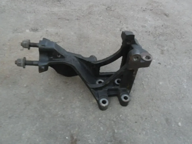 Кронштейн генератора Форд Мондео, Ford 97BB-10239-AA, оригинал